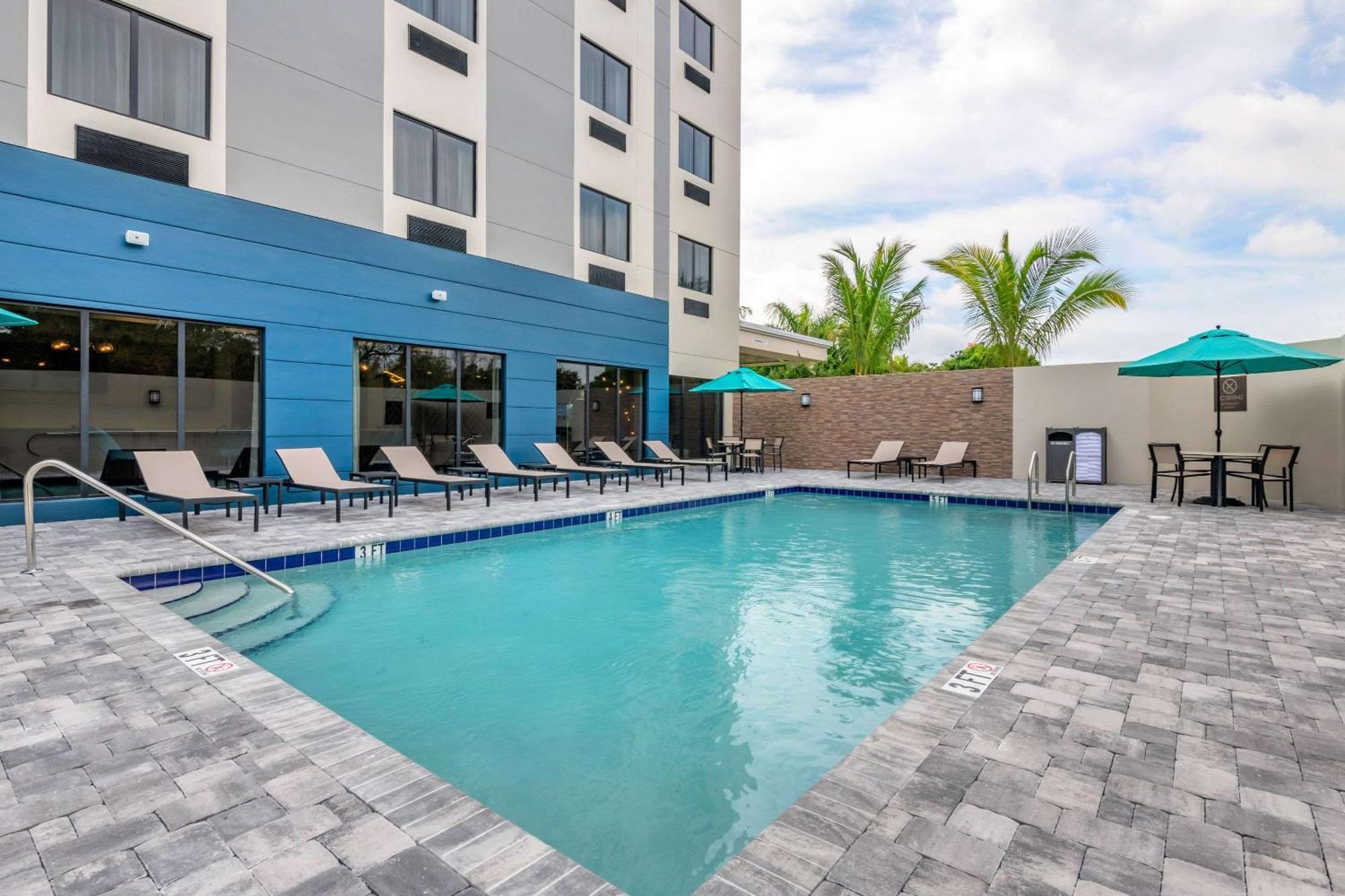 Comfort Suites Stuart-Hutchinson Island Exteriör bild